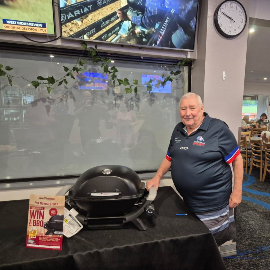 Les Wins Great Northern WeberQ